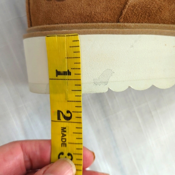 UGG shoes style 1095231, Atwater Spill Seam wedge loafer, sz 6 - Picture 11 of 12